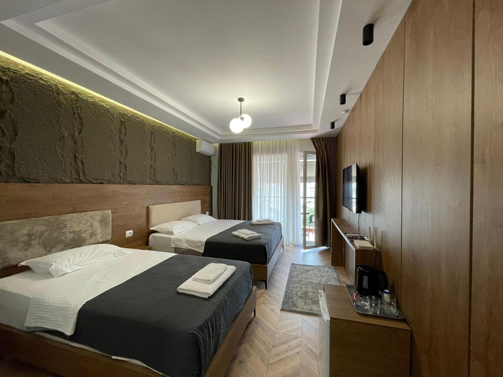 Your Apart Hotel Tirana Eksteriør billede