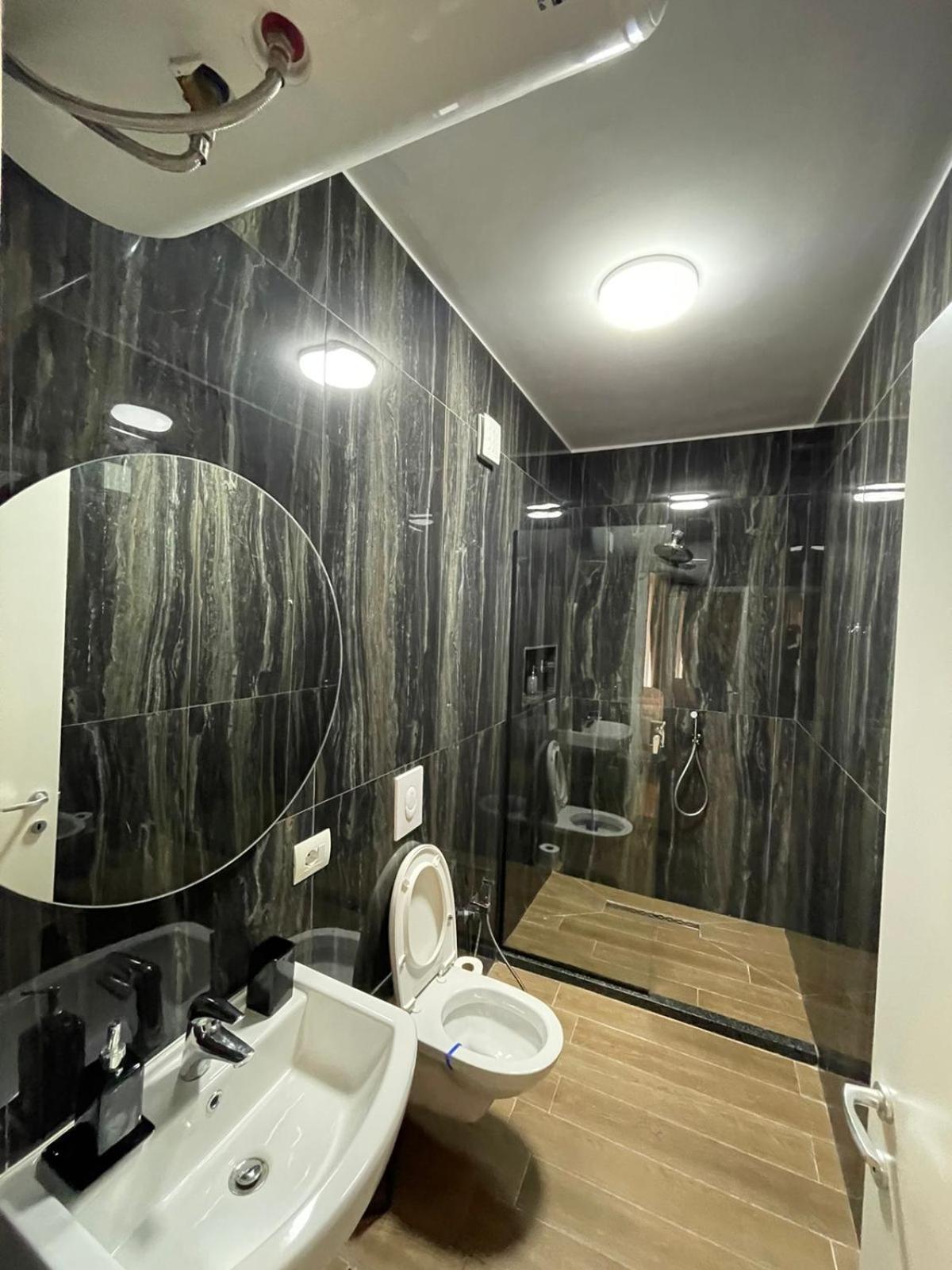 Your Apart Hotel Tirana Eksteriør billede